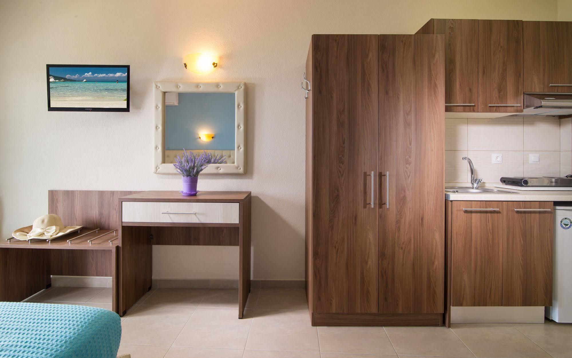 Castro Deluxe Apartman Toróni Kültér fotó